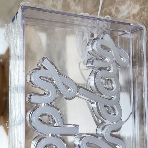 LED Neon Light Stand - Happy Birthday, White, New In Box - Picture 2 of 6